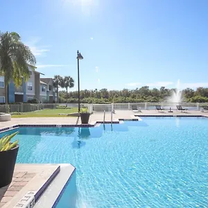 Comfy And Spacious 1br W Pool Gym Workspace Apartment